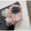 Estilo Coreano Estilo Estrangeiro Plissado Portátil Bolsa Pequena Feminina 2024 Nova Chegada Popular Popular Bolsa Transversal Bolsa Nuvem Ins