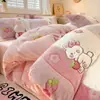 Juego de Cama de Terciopelo de Leche para Dibujos Animados de Cuatro Piezas Invierno Engrosado Coral Terciopelo Cálido Sábanas y Sábanas Ajustadas Juego de Ropa de Cama de Tres Piezas