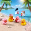 Novos Produtos Transfronteiriços Fofo Casal Casamento Patinho Amarelo Figuras Decoração DIY Acessórios Micro Paisagem Decorações de Mesa
