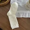 Calcetines blancos de inspiración ballet estilo Miu para mujer, hechos de algodón puro, adecuados para primavera y otoño, modernos y versátiles, con un diseño lindo y dulce, perfectos para niñas jóvenes