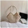 Bolsa de ombro texturizada versátil casual vintage para o dia a dia e passeios, nova bolsa de axila da moda feminina