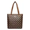 Bolso Tote de Lujo Ligero para Mujer 2025 Nuevo Otoño Gran Capacidad Bolso para Madre de Mediana Edad Bolso de Hombro Estampado para Viajes y Compras