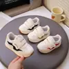 Zapatos de Caminar Mágicos de Velcro para Niñas de Primavera y Otoño, Zapatos Casuales Antideslizantes de Suela Suave para Niños, Tenis Casuales Versátiles, Zapatos Blancos