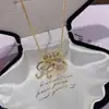 Collar de Oro con un Toque de Lujo Ligero y Exclusivo, un Regalo de Alta Gama para tu Novia, Exquisito y Elegante, Versátil para el Uso Diario, Cadena para la Clavícula