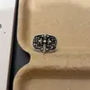Anillo Cruz Flor de Iris Estilo Vintage Desgastado para Mujer, Nuevo Diseño de Nicho, Anillo Abierto Ajustable Versátil para Mujer