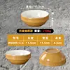 Acompanhamentos de hot pot de frutos do mar estilo barraca de comida Haidilao: pratos em camadas, almôndegas, carne bovina, tigelas de sangue de pato, macarrão, tigelas de sobremesa
