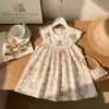 Vestido de Menina com Bordado de Urso de Verão 2026, Gola Grande, Macacão de Algodão com Estampa de Desenho Animado para Bebê