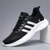 Zapatos deportivos transfronterizos al por mayor para parejas, zapatillas de correr de primavera, estilo estudiantil moderno, ligeros, de suela blanda, versátiles, transpirables para hombre