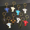 Abridor de garrafa de metal chaveiro pingente de mochila decoração esportiva de camiseta de futebol Cristiano Ronaldo e Messi