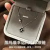 Collar de Plata de Ley S925 con Ágata Negra de Trébol de Cuatro Hojas para Mujer, Estilo Coreano, Lujo Ligero, Cadena de Clavícula de Gama Alta, Colgante Elegante de Trébol de la Suerte