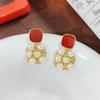 Brincos de Pérola Vermelha com Strass Banhados a Ouro Real, Moda Francesa Versátil, Brincos com Senso Avançado, Atacado Feminino