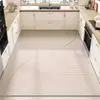 Alfombrilla de Piso de Barro Diatómico Simple Moderna Alfombrilla de Piso de Cocina Toda la Tienda Fácil de Cuidar Alfombrilla Antideslizante Resistente a la Suciedad Absorción de Agua Absorción de Aceite