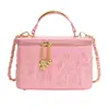 Bolso de Mano Caja de Nuevo Estilo Transfronterizo 2026 para Mujer, Bolso Cuadrado Pequeño Bordado con Cadena, Bolso de Hombro y Cruzado Versátil de Moda