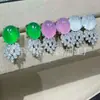 Pendientes de Calcedonia Blanca de Alta Calidad con Baño de Plata e Incrustaciones Completas de Diamante, Pendientes de Calcedonia Verde con un Diseño de Nicho Exquisito y Lujo Ligero