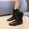 Botines Chelsea mujer 2026 nuevo estilo verano estilo británico cuello en V botas de montar puntera cuadrada pequeña tacón grueso fruncidos botas apiladas