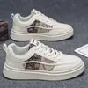 Zapatillas Deportivas Casuales Versátiles de Moda Nuevas para Hombre Primavera 2026, Zapatillas Blancas de Alta Gama a la Moda