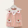 Babero de alimentación para bebés para niñas, sin mangas, impermeable, reversible, elegante babero delantal de alimentación para bebés y niños pequeños