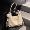 Bolsa Tote de Ombro Feminina 2025 Verão Nova Grande Capacidade Mochila para Deslocamento Design Leve Mochila de Viagem Feminina