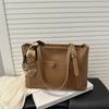 Bolsa Transversal Europeia e Americana Fashion Grande Capacidade Decoração Lenço de Seda 2025 Nova Bolsa Satchel Simples e Elegante de Ombro Tote Bolsa Feminina