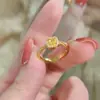 Moda clásica de lujo ligero transfronteriza simple sentido de alta gama pequeño libro rojo con anillo de azúcar pequeño