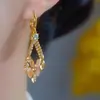 Brincos de zircônia e diamante personalizados de nicho de alta qualidade 2024 nova moda Coreia do Sul brincos de temperamento de celebridade da internet para mulheres