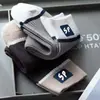 Meias Masculinas de Cano Médio para Outono e Inverno, Meias de Cano Médio Modernas Resistentes a Odores e Absorventes de Suor, Meias Versáteis para Estudantes, Meias de Basquete Resistentes a Odores Esportivas Zhuji