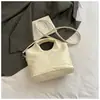 Bolsa Saco Casual Grande Capacidade Cor Sólida Simples Moda Verão 2025 para Mulheres Bolsa de Ombro Transversal Elegante de Alto Valor