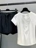 Camiseta de yoga de manga corta para mujer para verano, adelgazante y que realza la figura, adecuada para carreras matutinas, camiseta deportiva de secado rápido para exteriores, para bádminton, correr y fitness