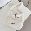 51223 Nuevo Bolso de Hombro de Estilo Coreano Perezoso de Lana de Cordero para Otoño e Invierno, Gran Capacidad, Bolso Tote Cruzado Versátil para el Trabajo y Viajes