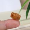 Talla en madera de sándalo verde nube de fondo Xiangyun colgante DIY texto cuentas para jugar pulsera accesorios teléfono móvil llave colgante creativo