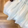 Foto real ~ Vestido de verano francés nuevo de 2024 con escote en forma de corazón, color menta, dorado, con hombros descubiertos y orejas de madera.
