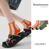 Calcetines Renacentistas Calcetines Cortos para Mujer Primavera y Verano Nueva Moda Bloques de Color Rayados Transpirables Bajos