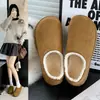 Pacote mensal de inverno desgaste no calcanhar quente espesso estilo coreano sapatos de algodão sapatos de algodão com veludo batatazinha moda caseira pacote de calcanhar externo confortável feminino