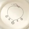 Pulsera de Flor de Trébol de Cuatro Hojas, Estilo Francés, Lujo Ligero, Versátil para Mujeres, Apilable, Venta al por Mayor Vintage, Nuevo Modelo 2025, Apilable, Lujo Ligero, Gama Alta
