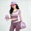 Conjunto de yoga bicolor para mujer, corte ajustado, manga corta, pantalón largo, ropa de entrenamiento de Pilates, ropa profesional para fitness