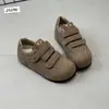 Zapatos de entrenamiento alemanes de cuero esmerilado retro con velcro para mujer, nuevo estilo otoño 2026, suela suave, cómodos, puntera redonda, versátiles, casuales, zapatos de tabla