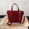 Bolso Cruzado Viaje Colgante Nuevo Sensación Femenina Terciopelo Retro Versátil Gamuza Otoño/Invierno De Mano Dibujos Animados Hombro 2026