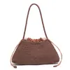 Bolso Tejido Hecho a Mano de Gamuza Nuevo Otoño/Invierno 2026, Bolso de Hombro de Nicho Vintage de Alta Gama, Bolso Dumpling de Hombro, Bolso Barco