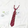 Camisa Uniforme Sin Estudiantes Borgoña jk Corbata para Mujer Estilo Japonés Estilo Preppy Rayas Foto de Graduación Corbata Pequeña para Hombre