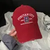 Boné de Baseball Tendência Retro Desgastado Estilo Coreano para Mulheres com Bordado de Letra, Chapéu Desgastado de Topo Macio Que Faz o Rosto Parecer Menor, Boné de Bico