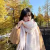Cachecol de mohair liso feminino xale acolchoado de inverno cachecol quente versátil masculino outono e inverno fora da Europa e dos Estados Unidos atacado