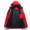 Jaqueta corta-vento e impermeável personalizada com forro de fleece, espessa, para homens e mulheres, jaqueta de fleece com capuz de peça única, casaco quente para montanhismo