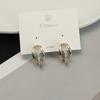 Pendientes de metal con circonita geométrica de temperamento simple para fans de la literatura coreana Pendientes de网红 Pendientes de personalidad de moda Venta al por mayor Tendencia
