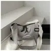 Bolso de Mano Tipo Bollo de Tela Oxford con Estampado de Letras Estilo Coreano 2025 Nuevo Colorido Casual Versátil Bolso de Hombro Cruzado