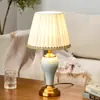 Lámpara de mesa para dormitorio, lámpara de noche, sensación de lujo ligero y alta gama, lámpara de escritorio para dormitorio principal, nuevo chino, medieval, americano, europeo, retro, romántico, lámpara de mesa para boda