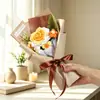 Ramo de rosas puntiagudas de lana tejido a mano, flores artificiales tejidas, regalo transfronterizo para el Día de San Valentín, flores artificiales al por mayor