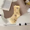 Meias de Urso para Assar Cor de Café Meia-panturrilha Outono e Inverno Meias Fofas de Desenho Animado com Flocos Estilo Acadêmico Retrô Japonês Meias de Algodão