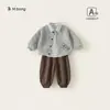 Ropa Infantil Bangxuan Otoño Ropa Casual Camisa a Cuadros para Niños Pantalones Casuales Chaqueta Bordada Conjunto de Tres Piezas para Niños Conjunto de Ropa para Bebés