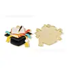 Temporada de Formatura DIY Liga de Liga com Gotejamento de Óleo Acessórios de Robe e Chapéu de Formatura Pingente Chaveiro Pingente de Corrente de Celular Feito à Mão