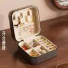 Caja de Almacenamiento para Pendientes, Collares y Anillos de Viaje, Organizador de Escritorio, Caja de Almacenamiento de Joyería Portátil para el Hogar